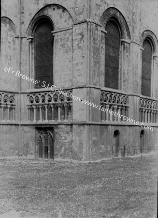 CATHEDRAL  SOUTH TRANCEPT DETAILS OF ARCADING